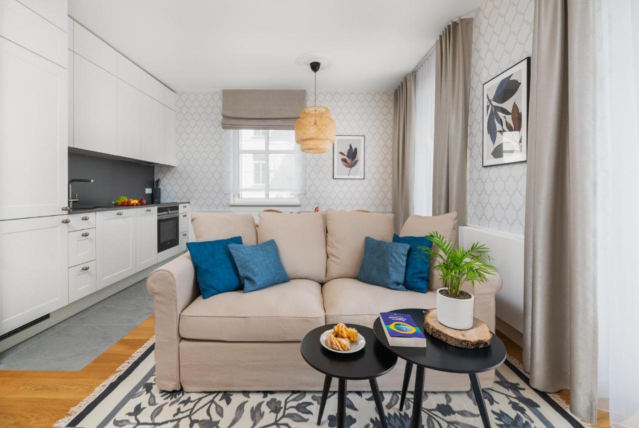 W Sercu Warszawy Apartamenty Warschau Exterior foto