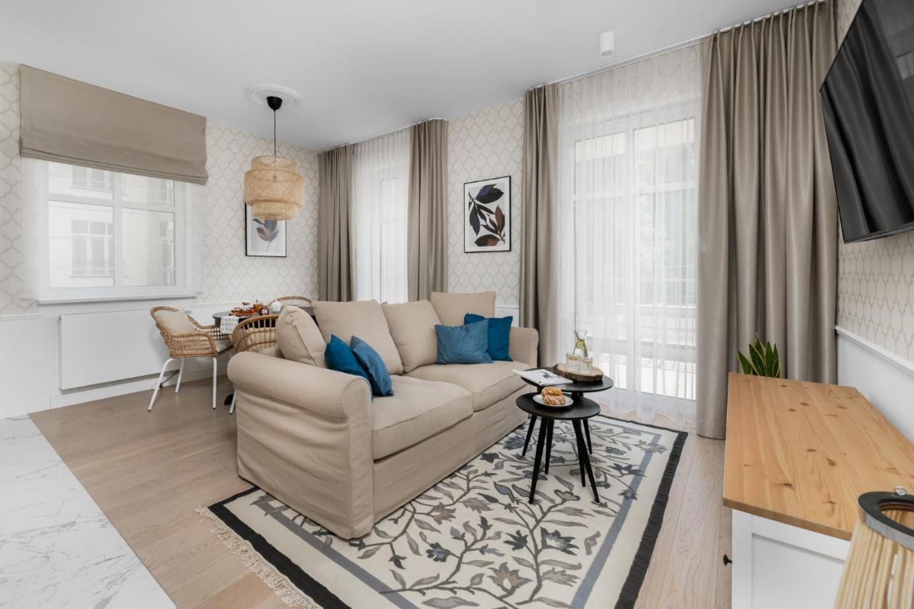 W Sercu Warszawy Apartamenty Warschau Exterior foto