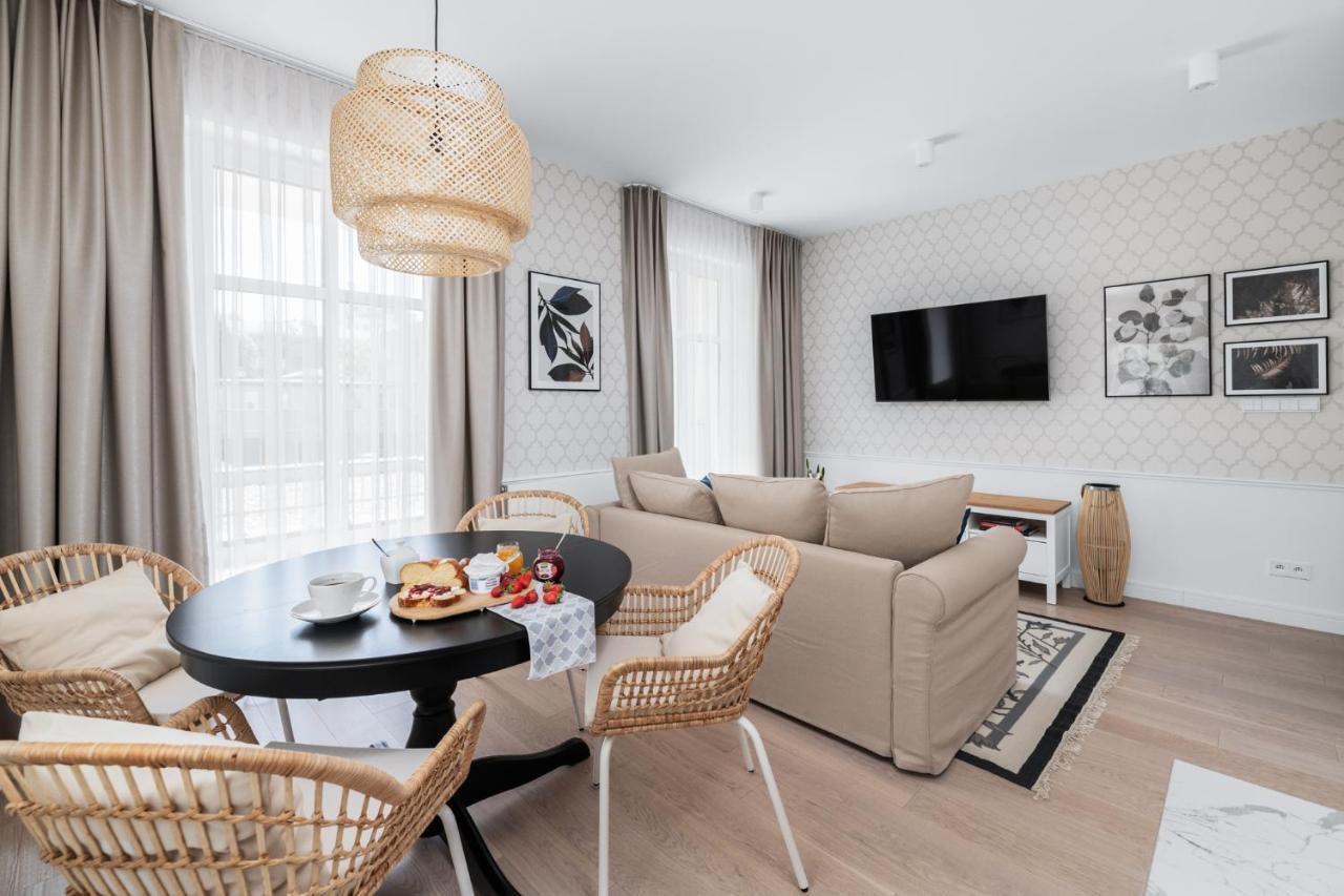 W Sercu Warszawy Apartamenty Warschau Exterior foto