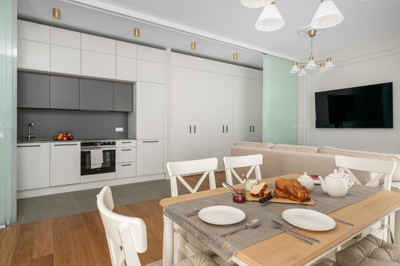 W Sercu Warszawy Apartamenty Warschau Exterior foto
