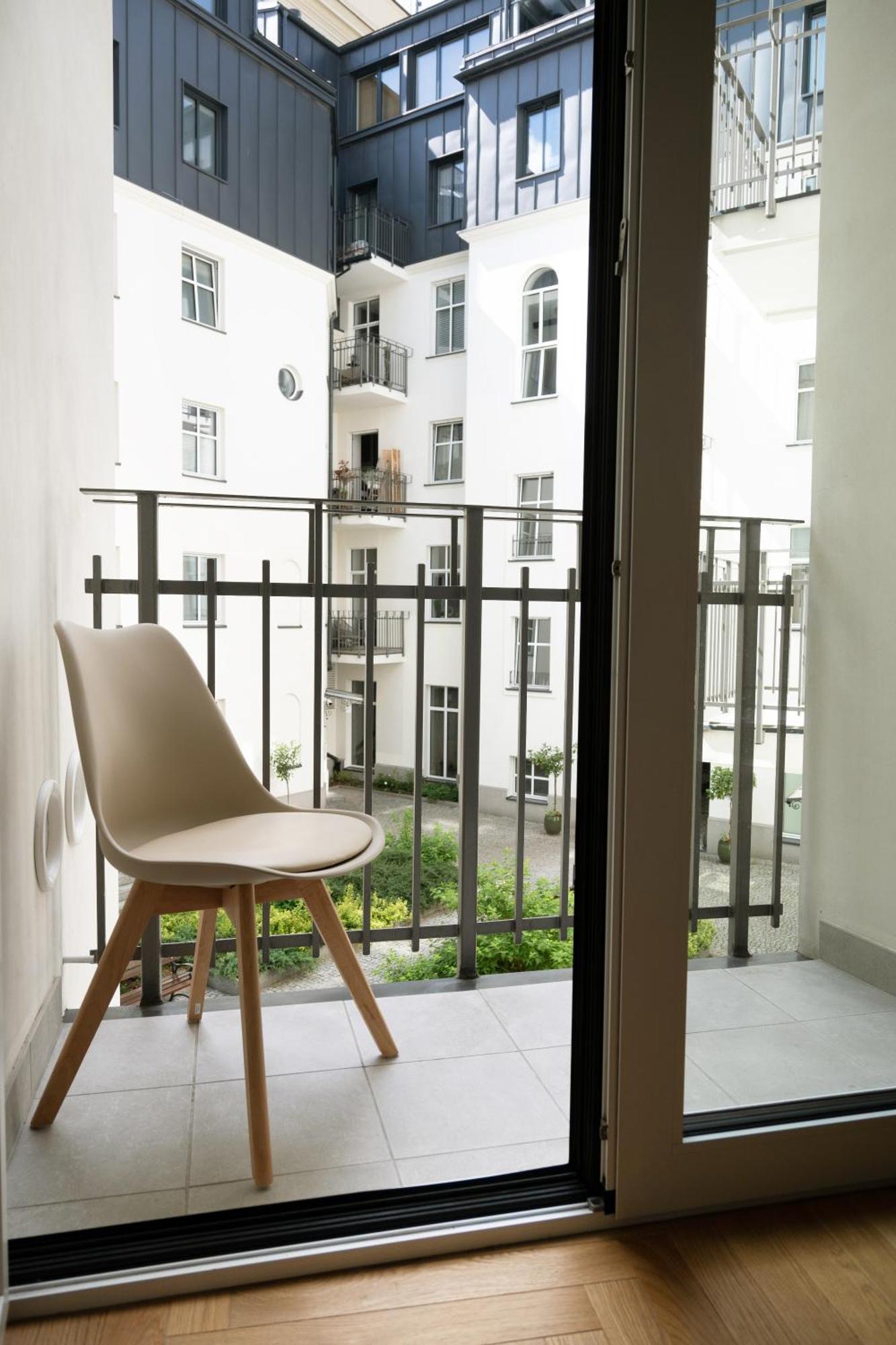 W Sercu Warszawy Apartamenty Warschau Exterior foto